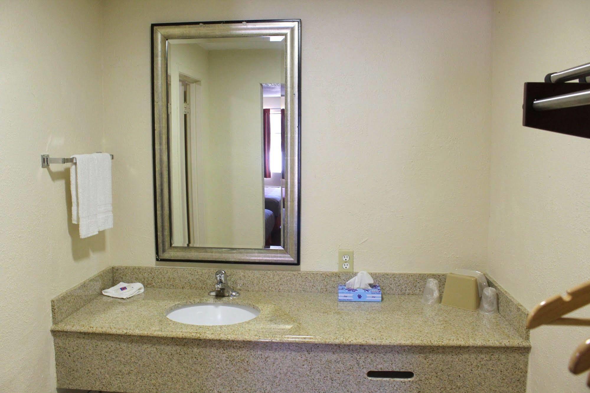 Motel 6-Winnie, Tx Exterior photo